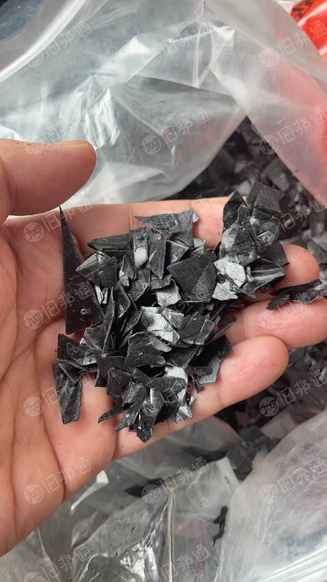 大量求购环保阻燃PC薄片破碎料，环保阻燃PC片材破碎料
