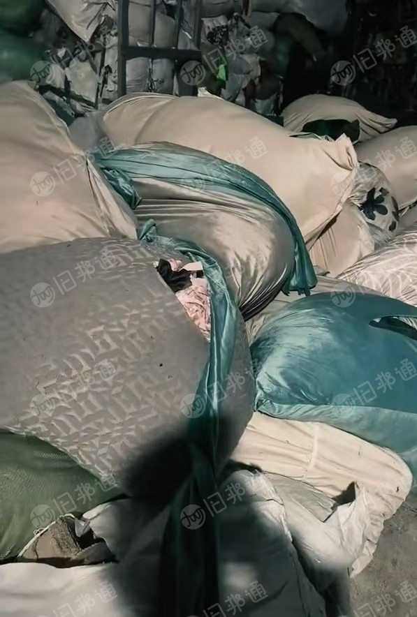长期出售家纺厂服装厂下来的涤纶废布，涤纶造粒布，有分拣颜色，深色偏多，月供百来吨