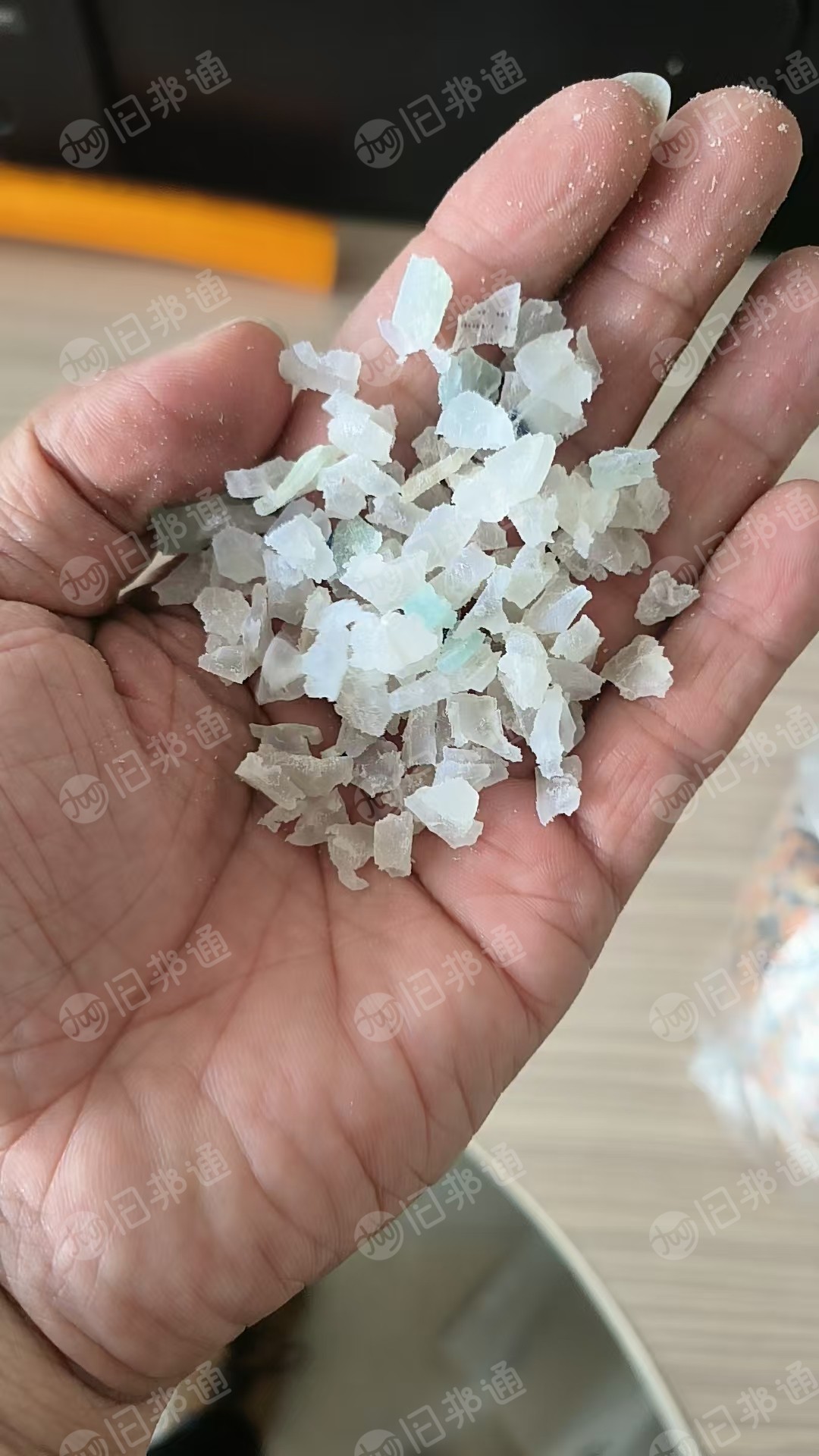 出售PVC软质破碎料，都是新料软水管破碎料的，日供15吨左右，