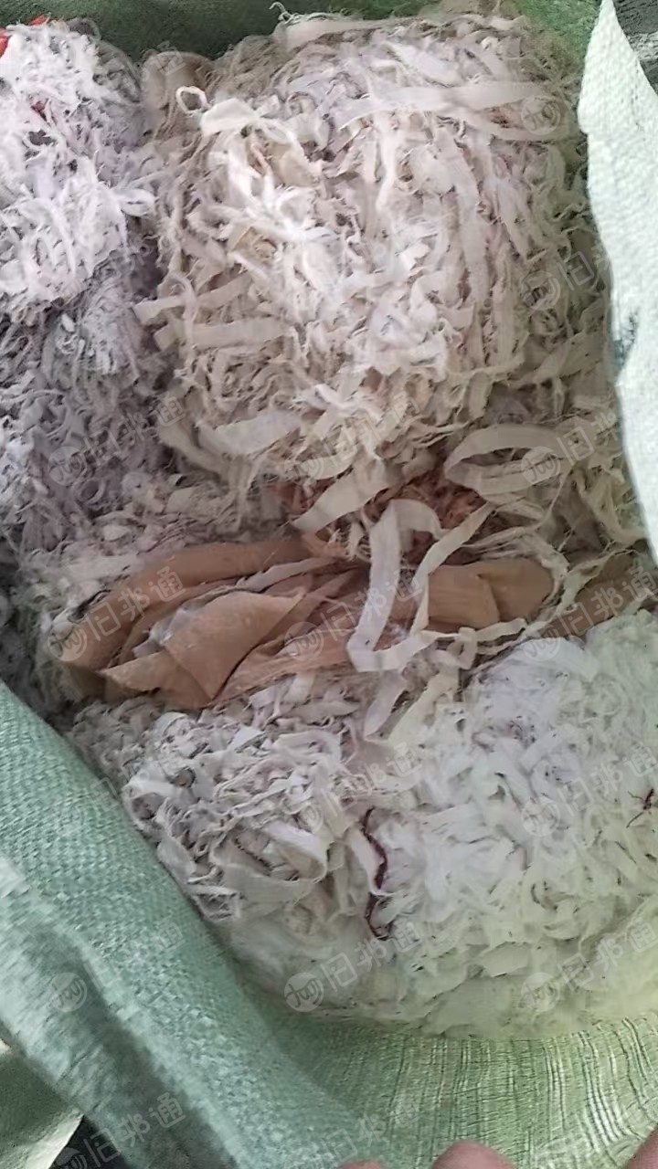 出售梭织纯棉裁床废布料，制衣厂纯棉缝碎，纯棉废料，货在广东揭阳