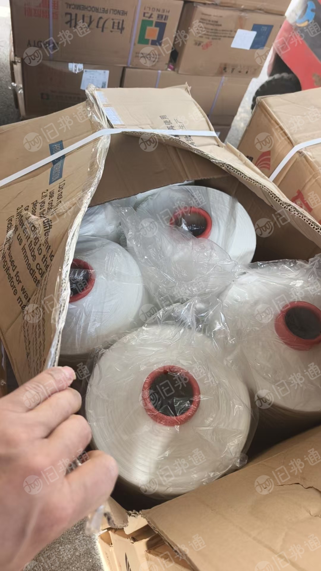出售涤纶库存丝，涤纶低弹丝，有150、200、250、300的，大厂B级，统货出，现货有450件