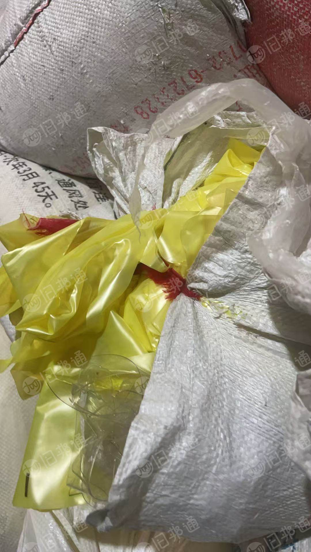 长期出售透明软质PVC边料，杂色软PVC边料