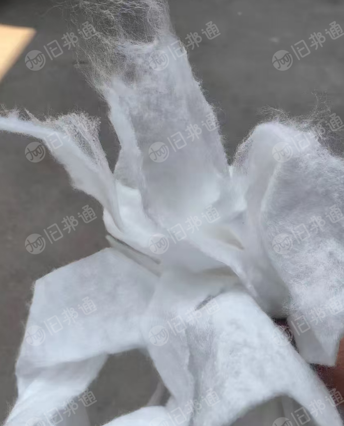 长期出售白色涤纶无纺布，涤纶针刺无纺布，无纺布边角料，现货有20吨，货在山东聊城