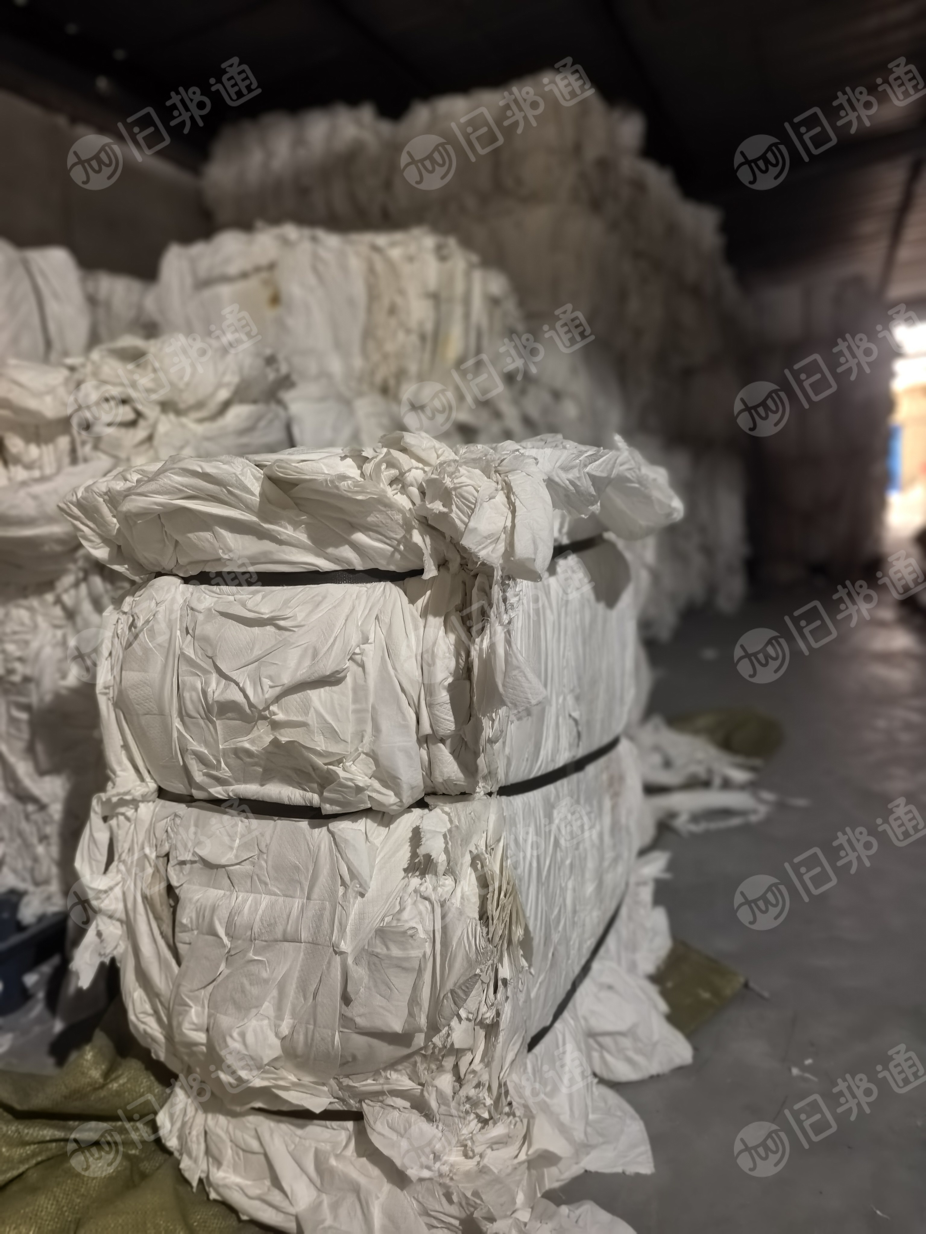 出售卫生纸切边料,白色和本色都有