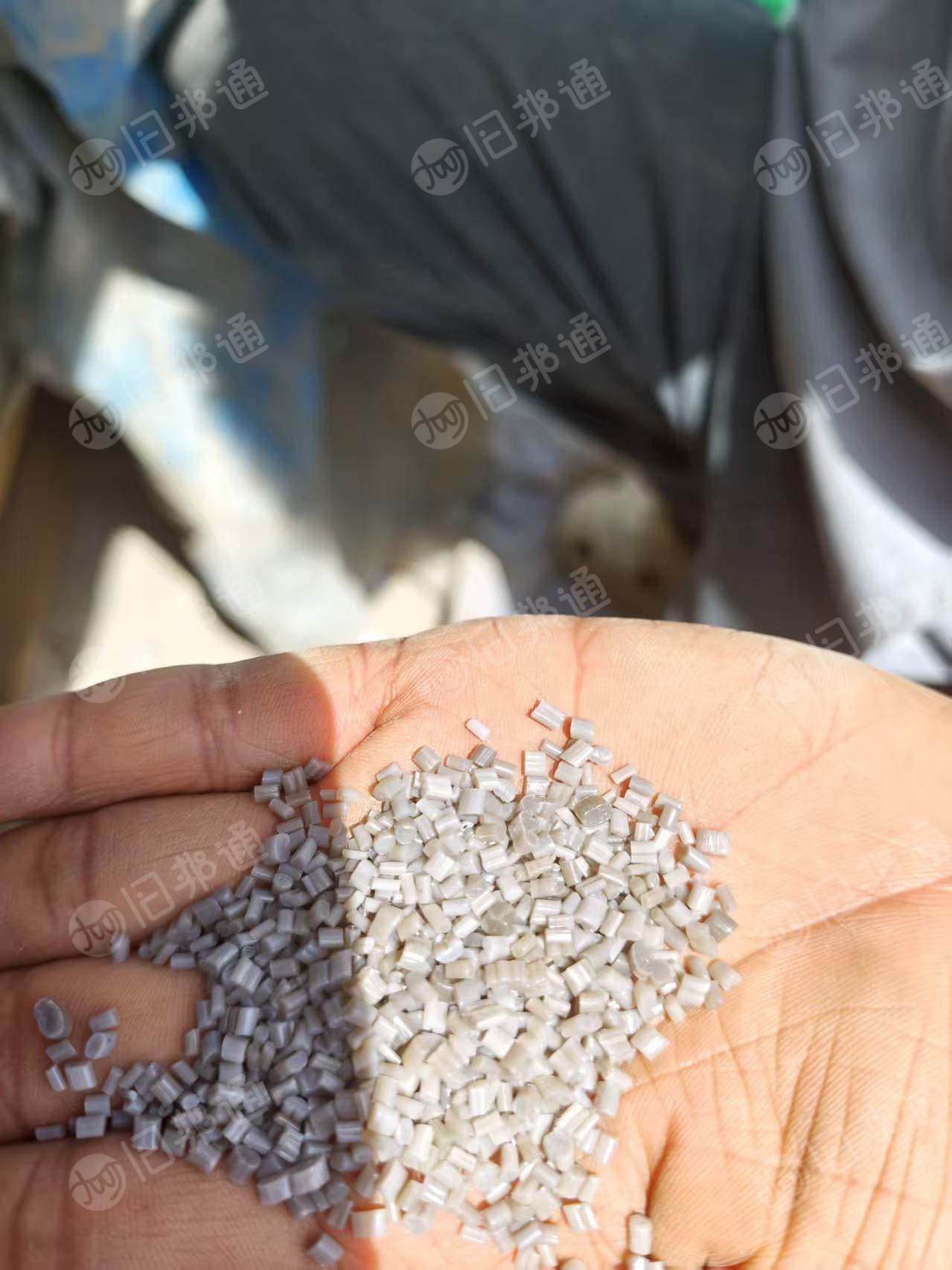 出售珍珠棉颗粒，过60-80目，现货8吨，