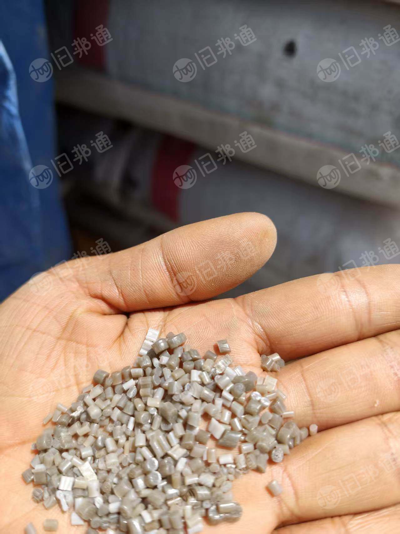 出售珍珠棉颗粒，过60-80目，现货8吨，