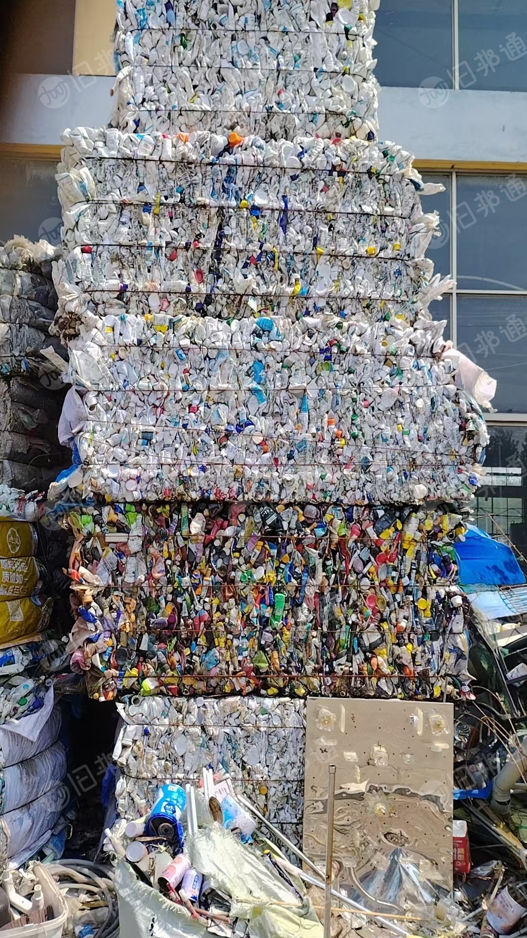 长期出售pet杂瓶砖，pet农药瓶压块，现货6.8一车