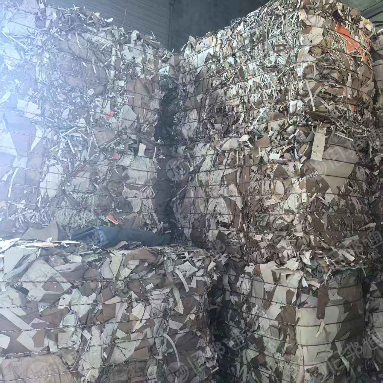 长期出售涂布牛卡纸边角料