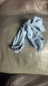 长期出售服装厂下来的氨纶废布，现货30吨，货在江苏宿迁