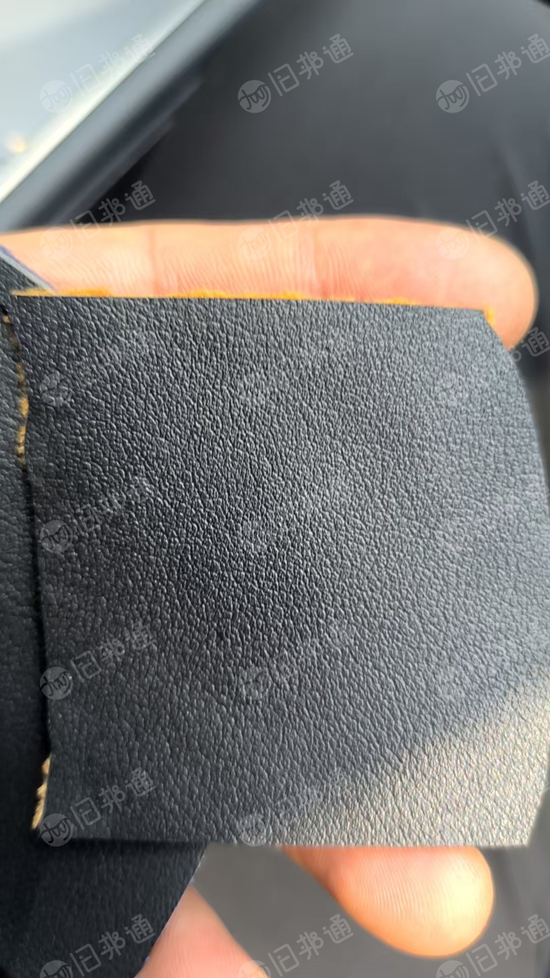 出售黑色库存pvc皮革，库存普格，都是同一个批次的，现货40吨，货在广东佛山
