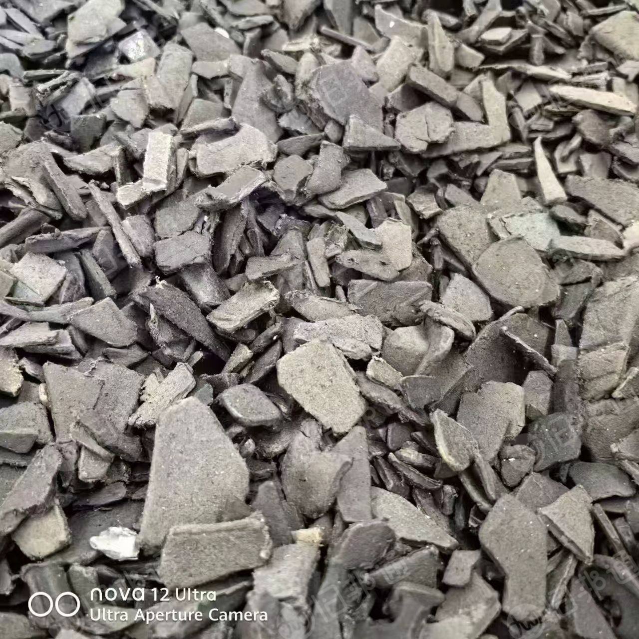 出售 pp保险杠破碎料，褪漆和不褪漆都有，清洗甩干除铁过盐水，现货几十吨