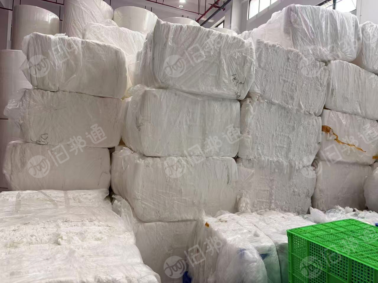 长期出售白色乳霜保湿纸切边料