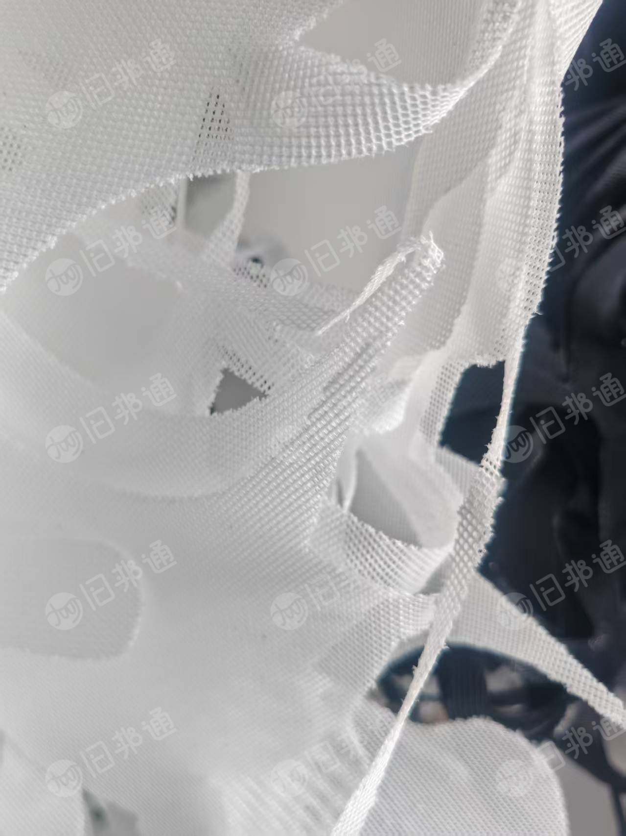 长期出售涤纶复合布，鞋帮布，涤丙复合，带胶带浆，每个月有200吨左右