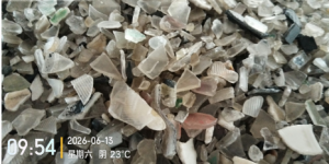 长期出售pc灯罩破碎料，清洗甩干除铁风选