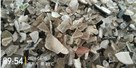 长期出售pc灯罩破碎料，清洗甩干除铁风选