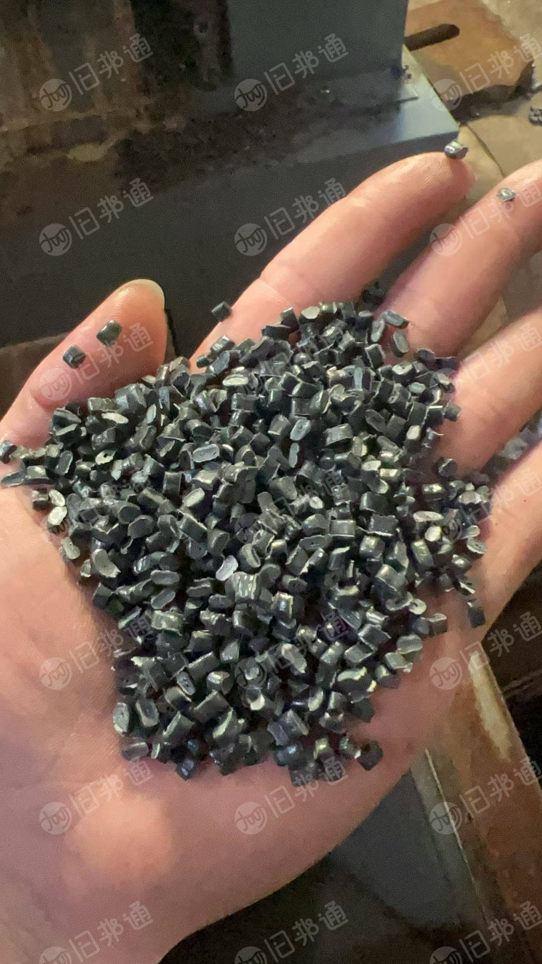 长期出售缠绕膜颗粒，粘膜颗粒，二白颗粒，杂膜颗粒等，过120目