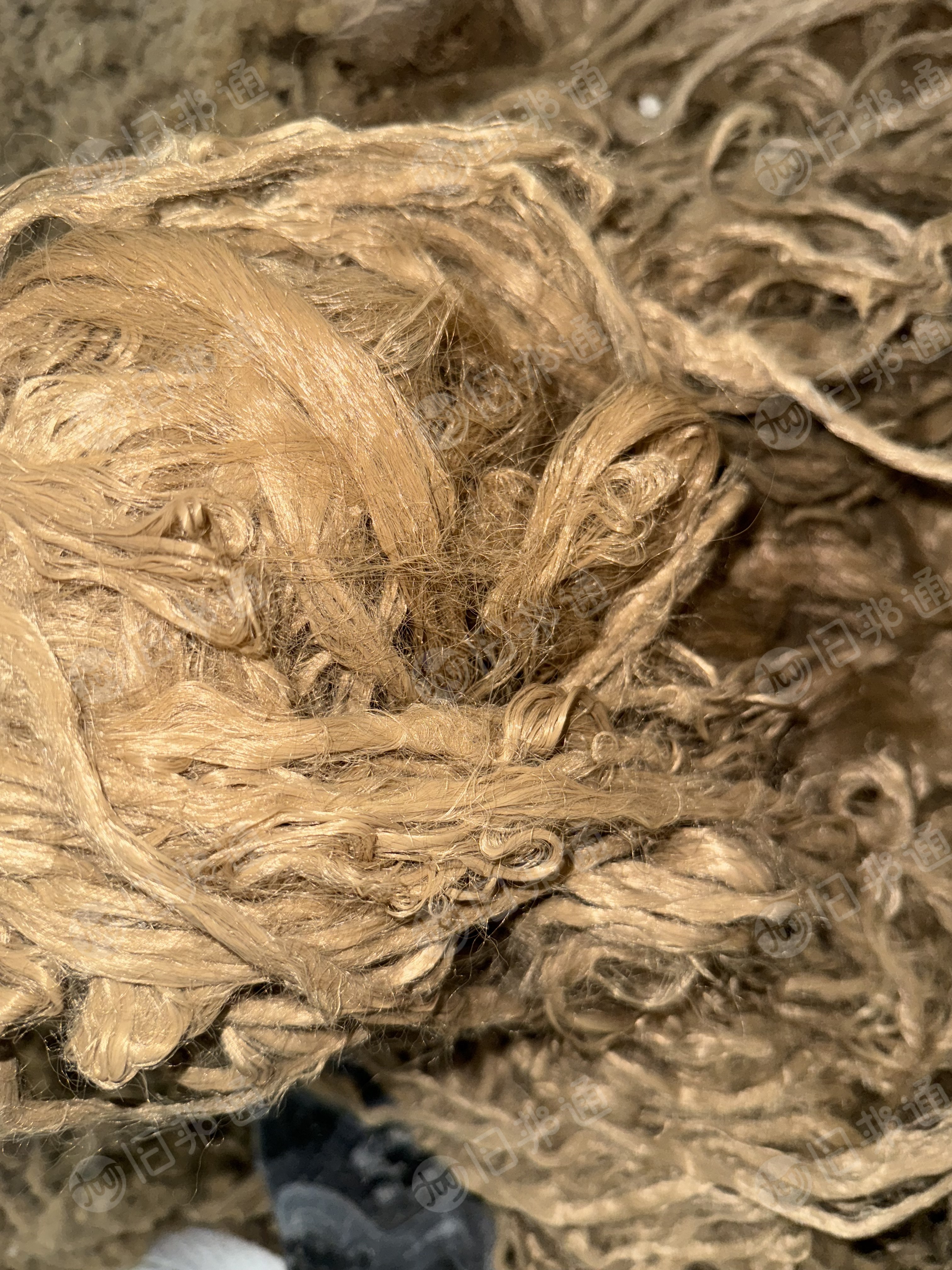 长期出售4080废丝，4080硬丝，有黑色，白色，棕色，都是分开出的，月供几车13米