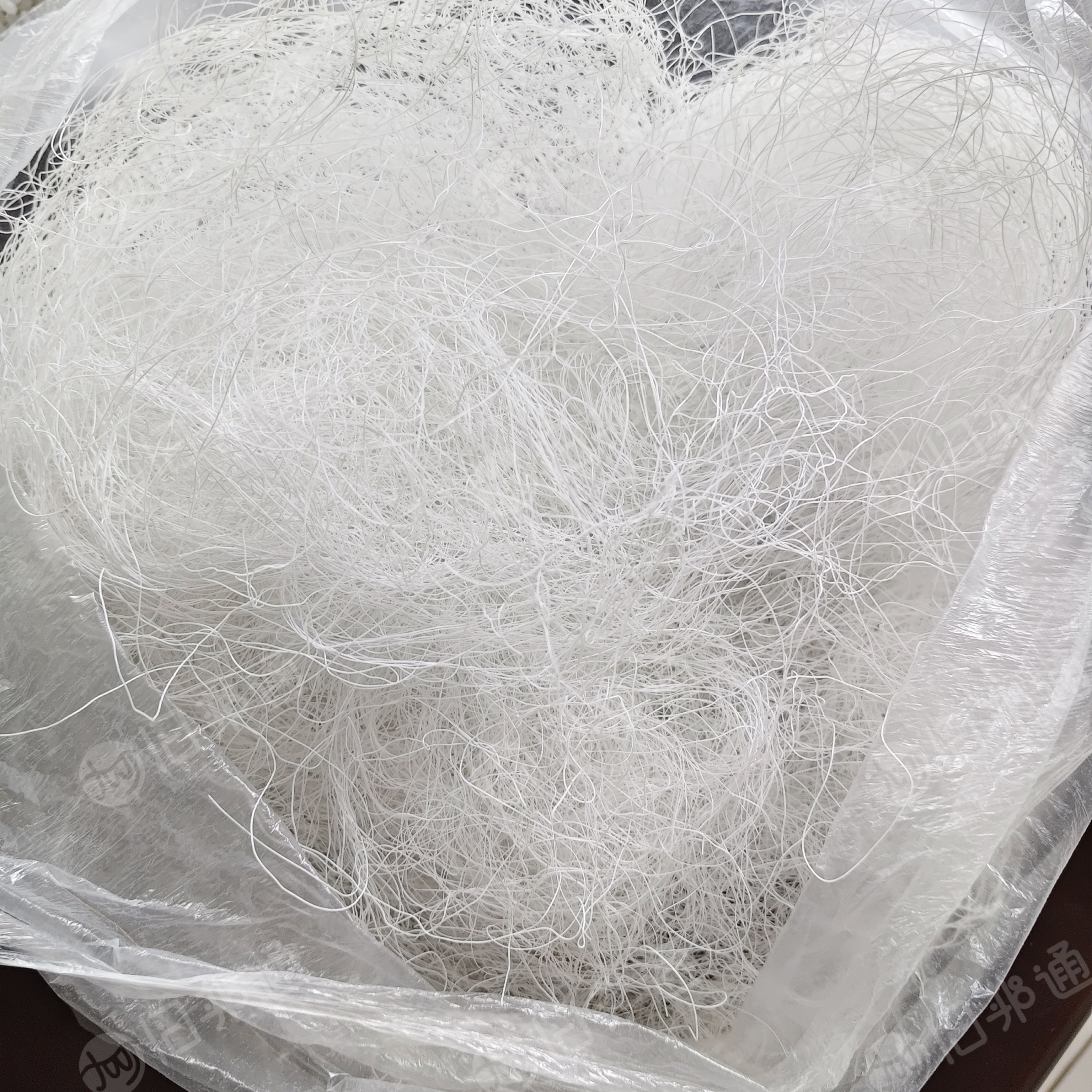 长期出售做衣服纱线下来的高密度聚乙烯废纱，聚乙烯废丝，有含涤纶，也有含棉的，都在里面