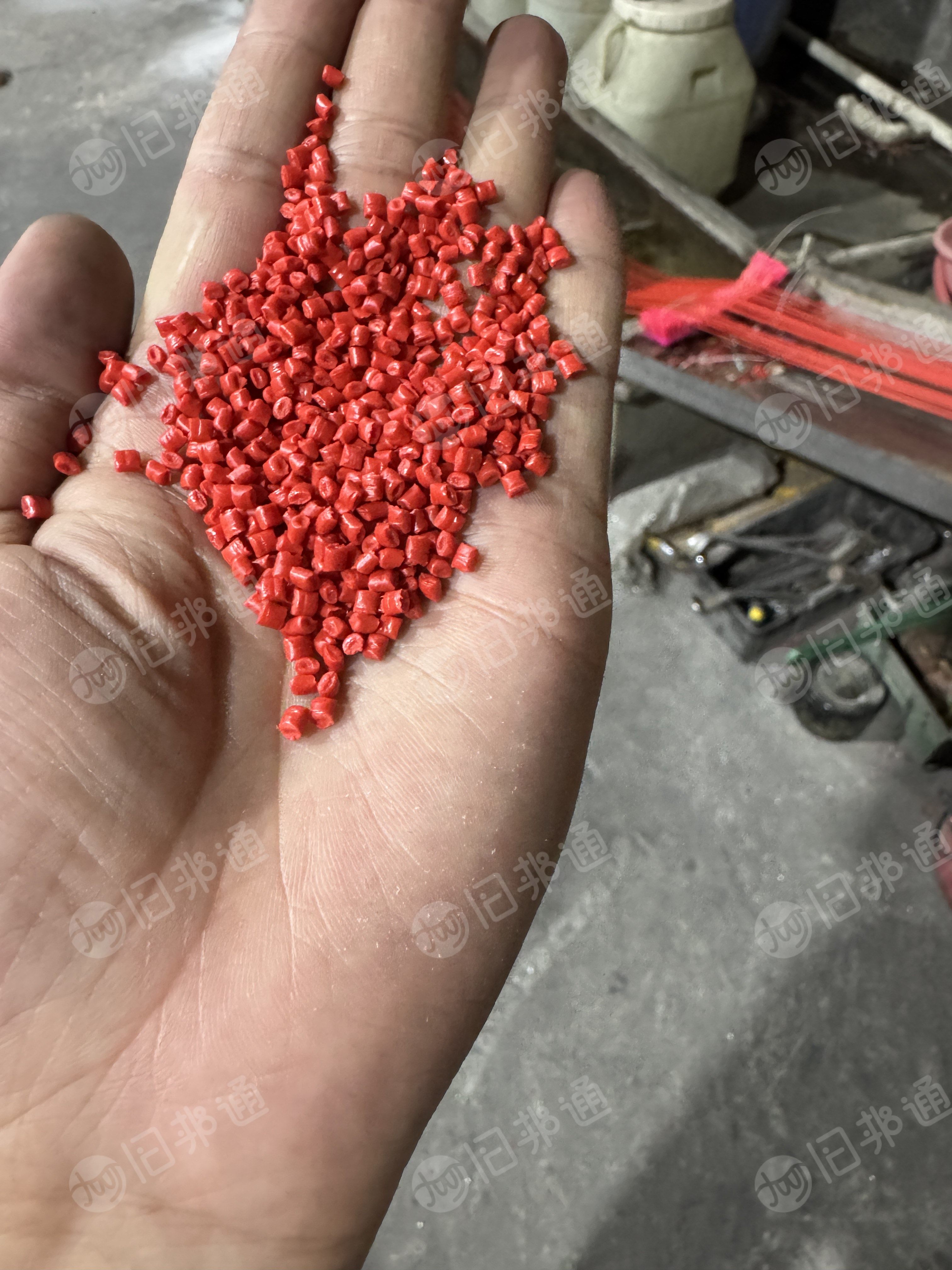 出售红色PP再生料注塑颗粒红色聚丙烯