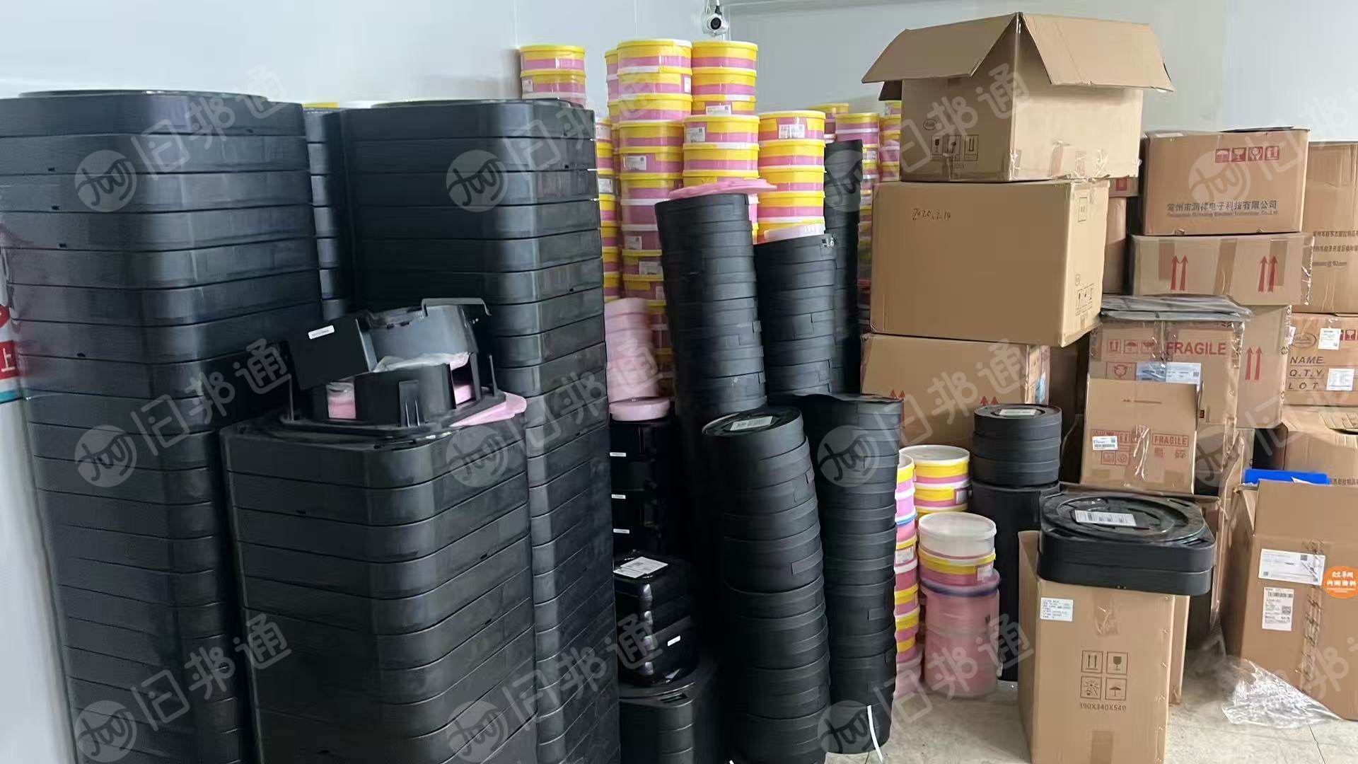 出售存放半导体的塑料盒废料,一个月大几千个到几万个不等