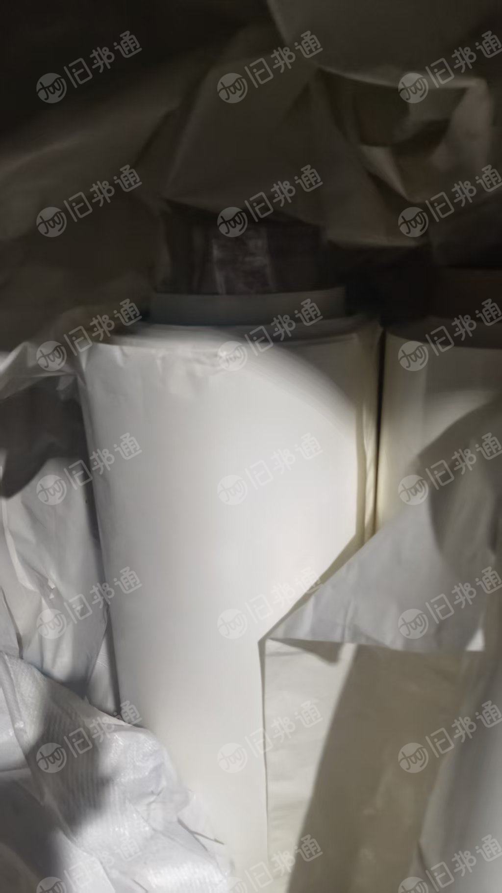 出售白色不干胶纸统货，有散的和卷筒