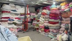 长期出售旧衣服黑料，燃烧料，月供至少6.8米一车，货在安徽合肥