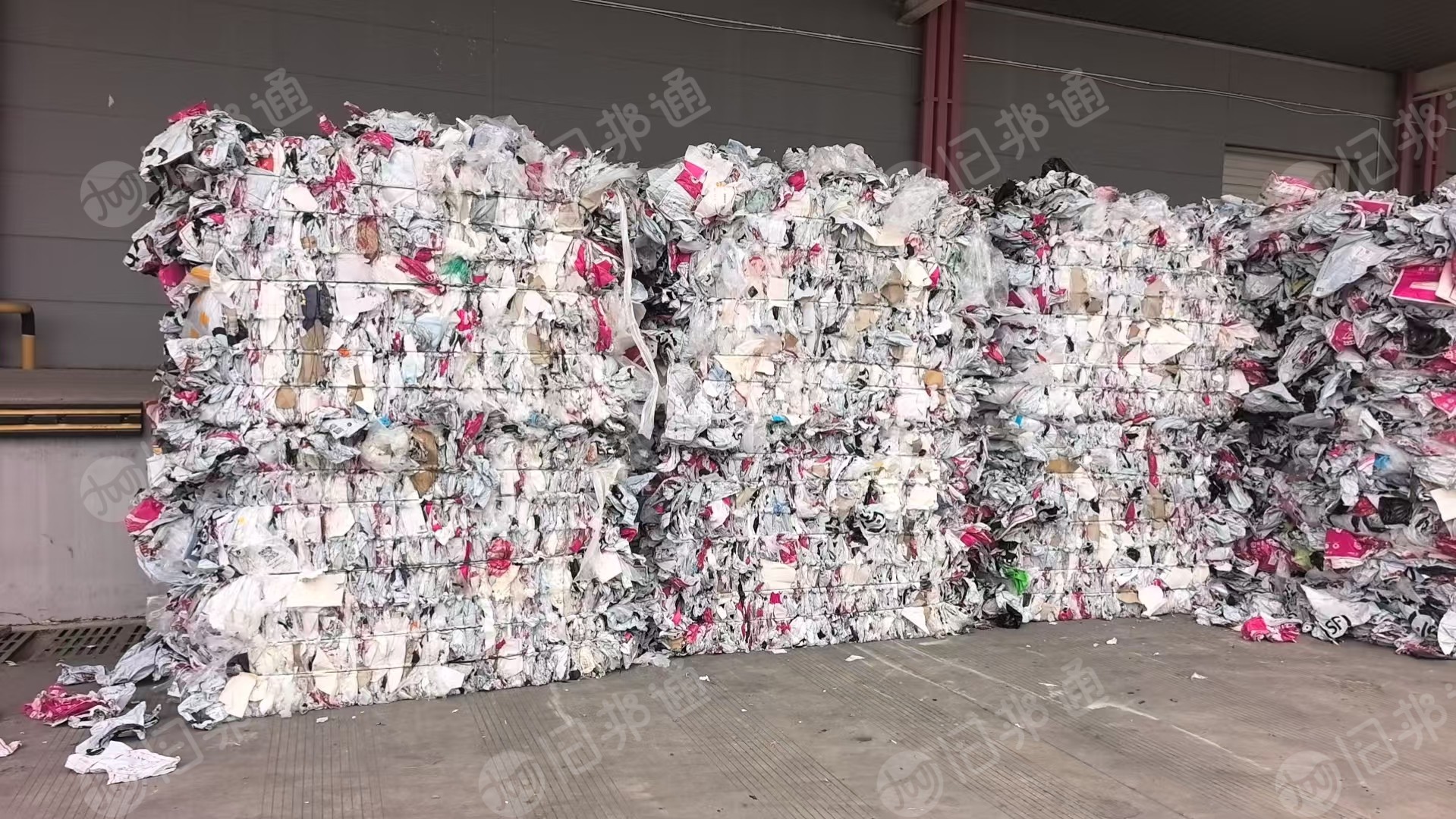 出售PE快递打包袋，京东快递直接扒下来的，可以直接造粒，每个月有100吨
