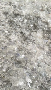 出售PET吸塑片破碎料，含小部分PVC，冷水料，现货25吨