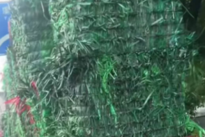 长期出售PET打包带废料，社会料厂货混打，每月几十吨