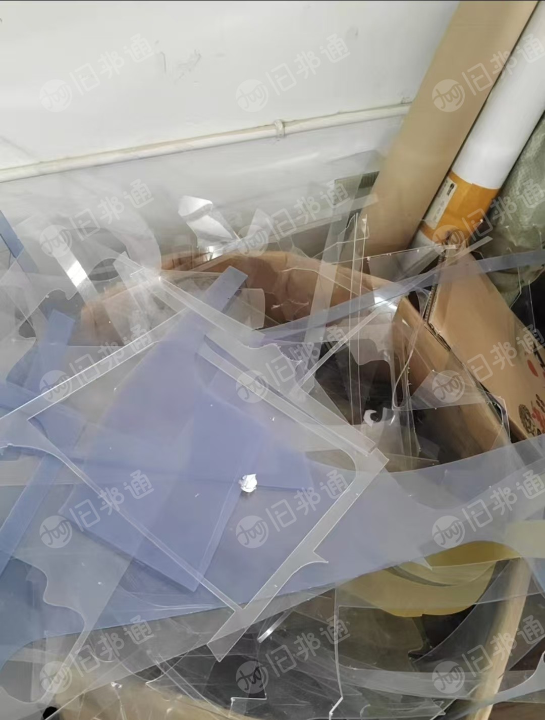 长期出售做服装模板下来的pet板边角料，pvc板边角料
