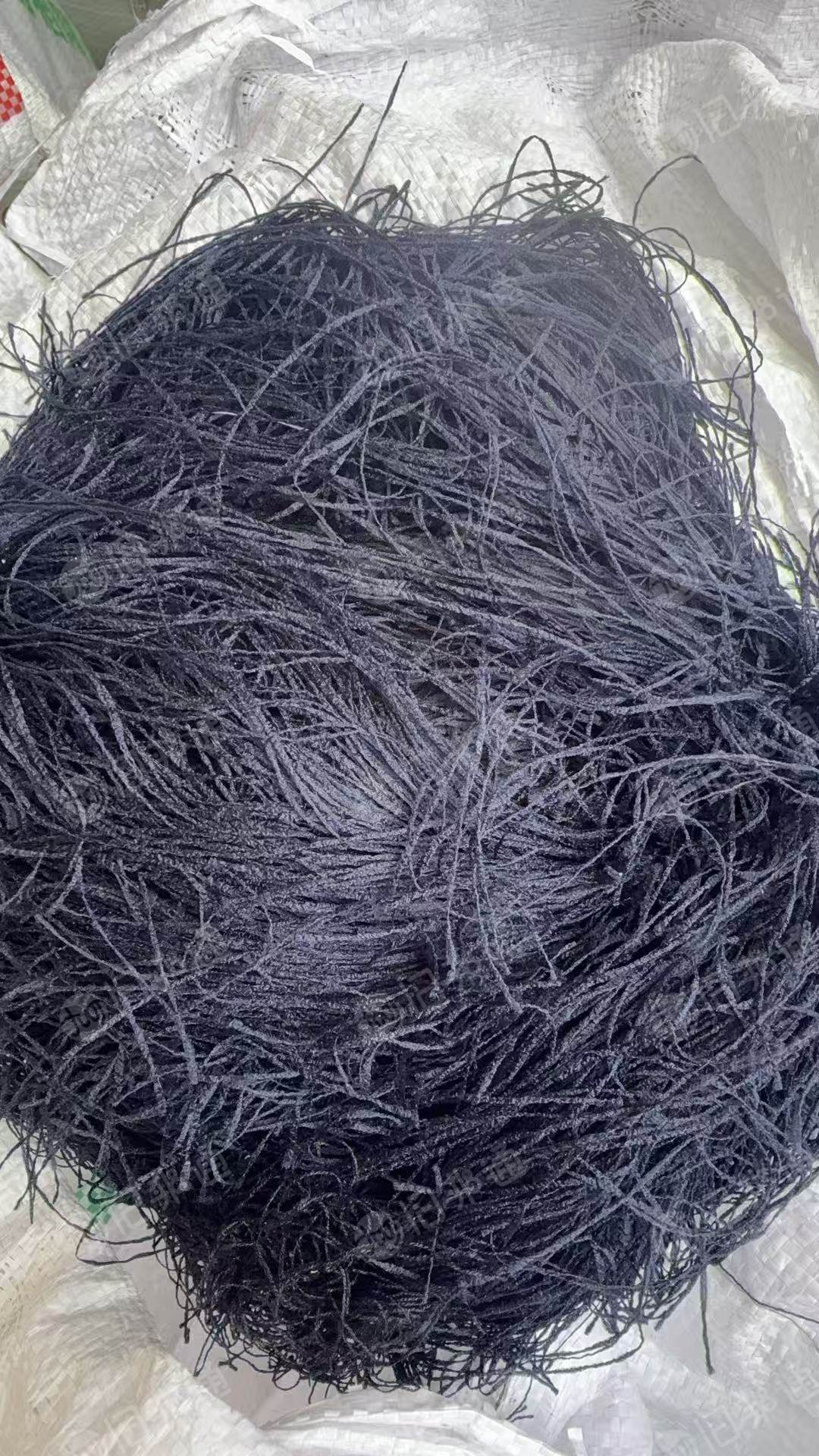 长期出售杂色涤纶弹丝，涤纶废丝，月供20吨左右，货在浙江嘉兴
