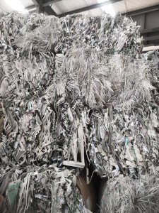 长期出售无膜金银卡边角料