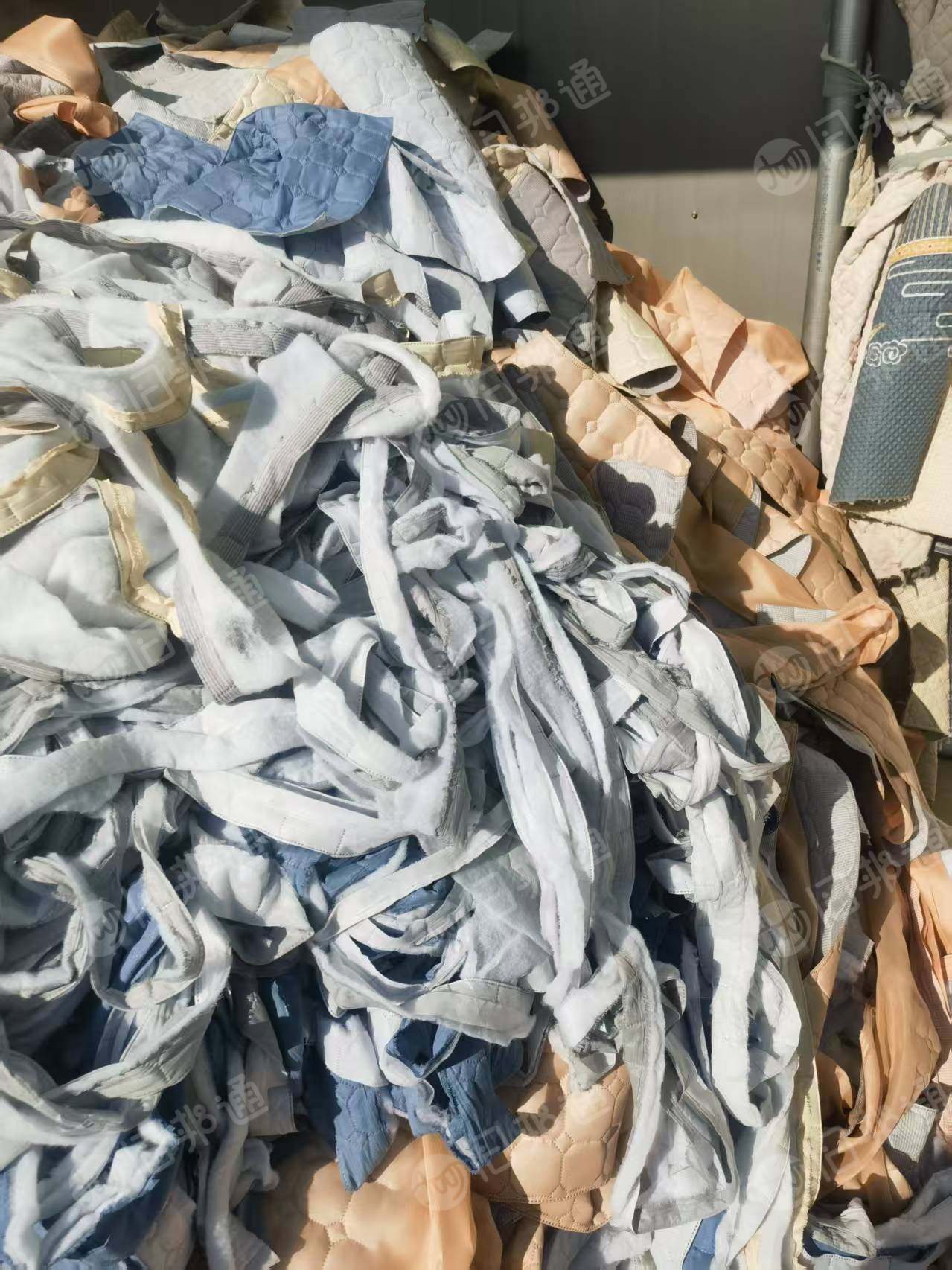 长期出售家纺厂下来的绗棉下脚料，绗棉边角料，货在河北石家庄