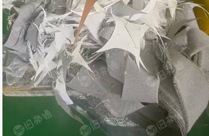 长期出售家具厂下来的pu人造革边角料废料，有也涤纶布的