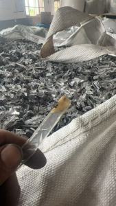 出售PC灯罩破碎料，带胶，月供20吨左右