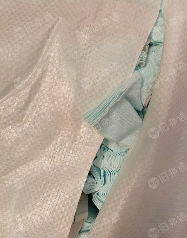 长期出售涤棉废布，涤棉边角料，颜色都有分拣开，含棉30-40，在山东潍坊