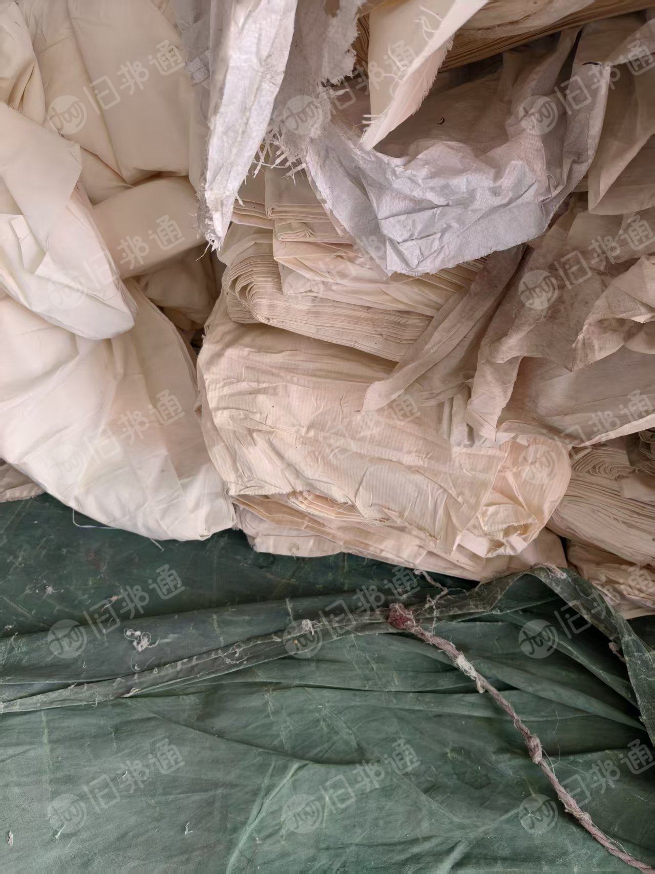 出售纯棉坯布，涤棉坯布，统货出，在山东枣庄