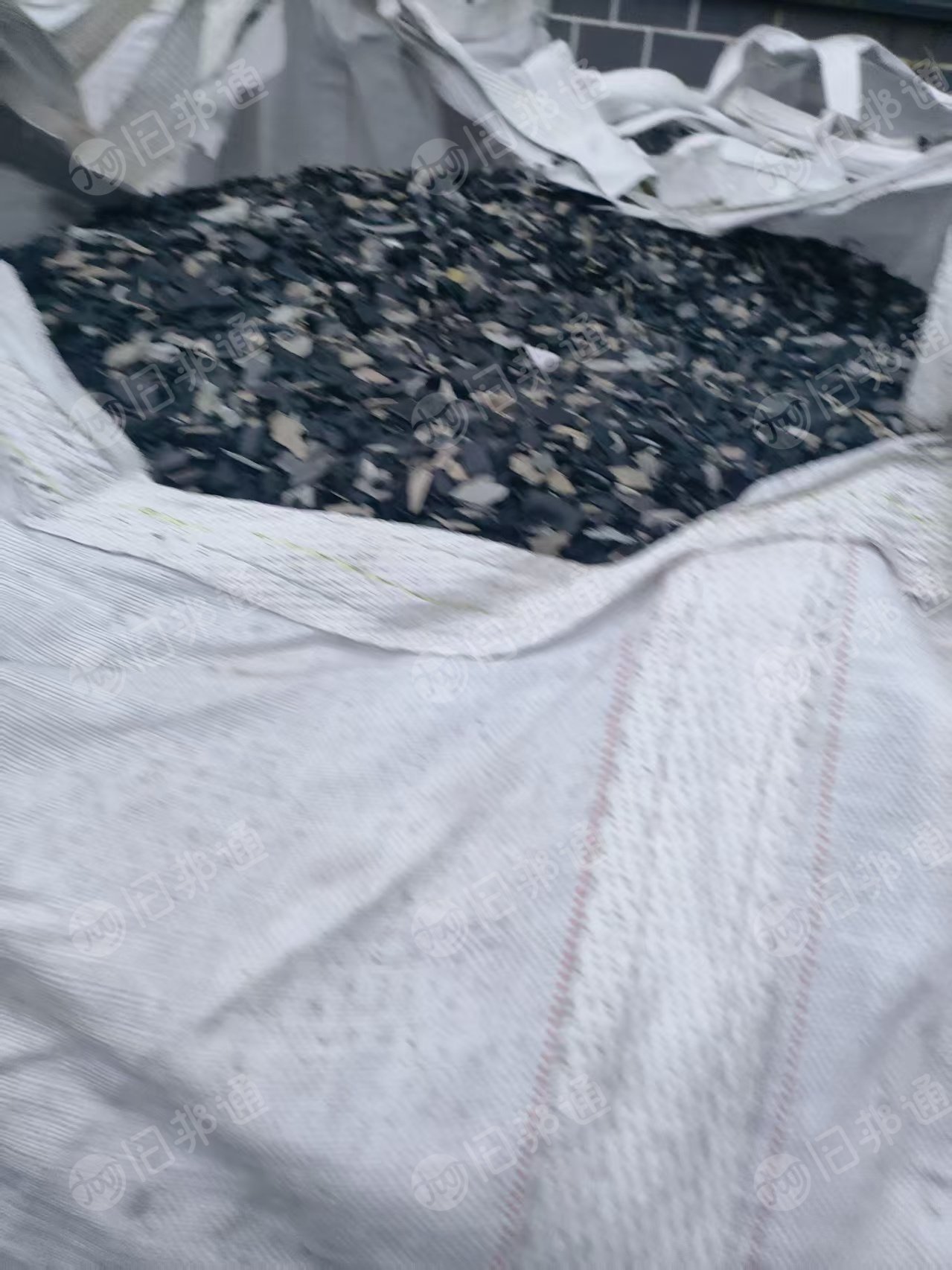 出售pp汽车内饰，保险杠破碎料，现货三四十吨