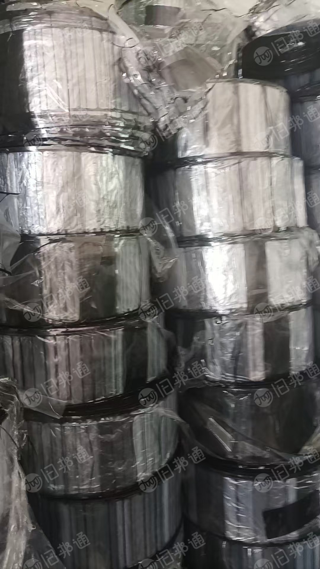 出售pet偏光片，卷筒的很废料都有，月供12吨左右