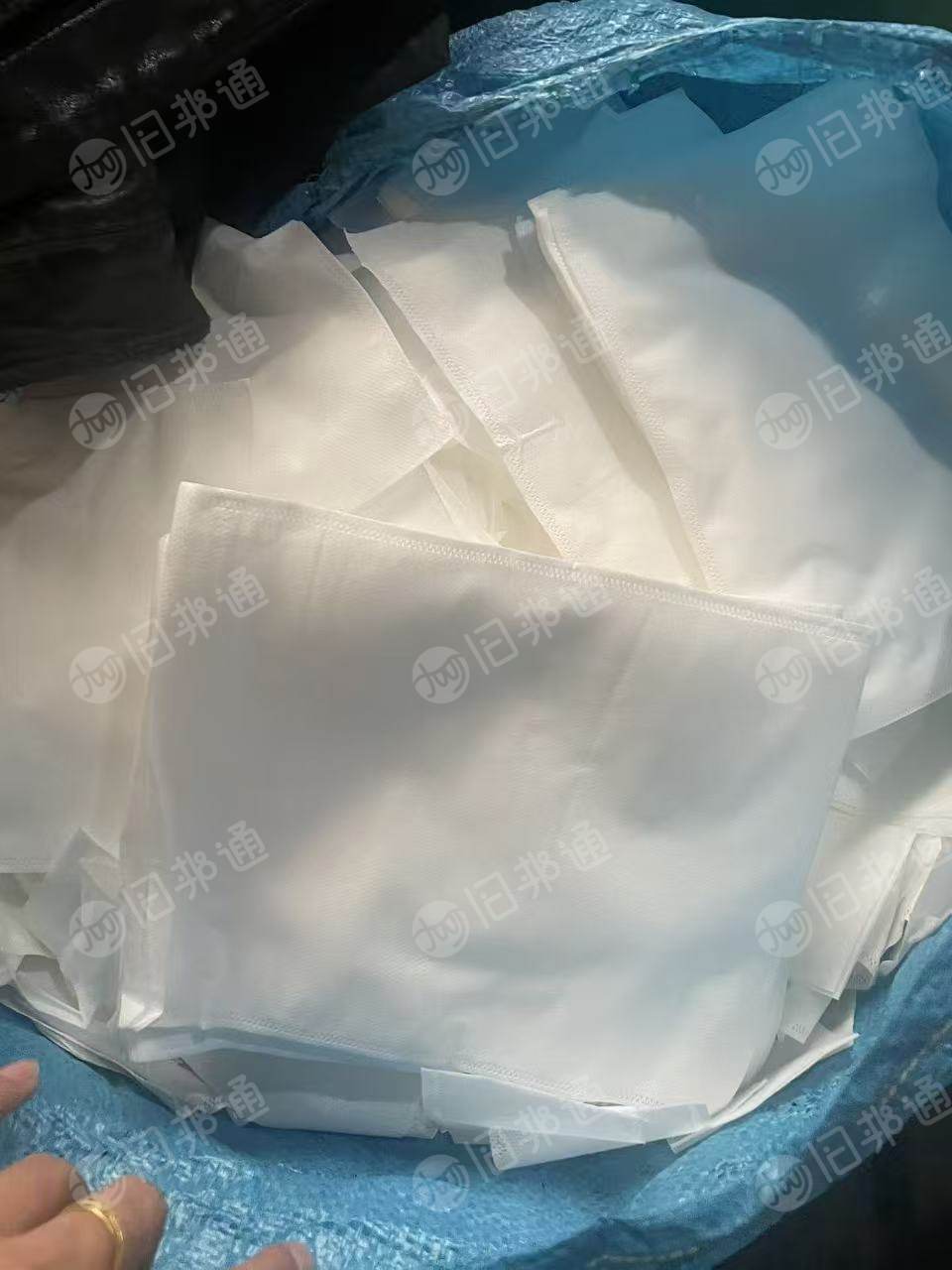 出售白色PP无纺布边角料，丙纶无纺布，货在河北保定