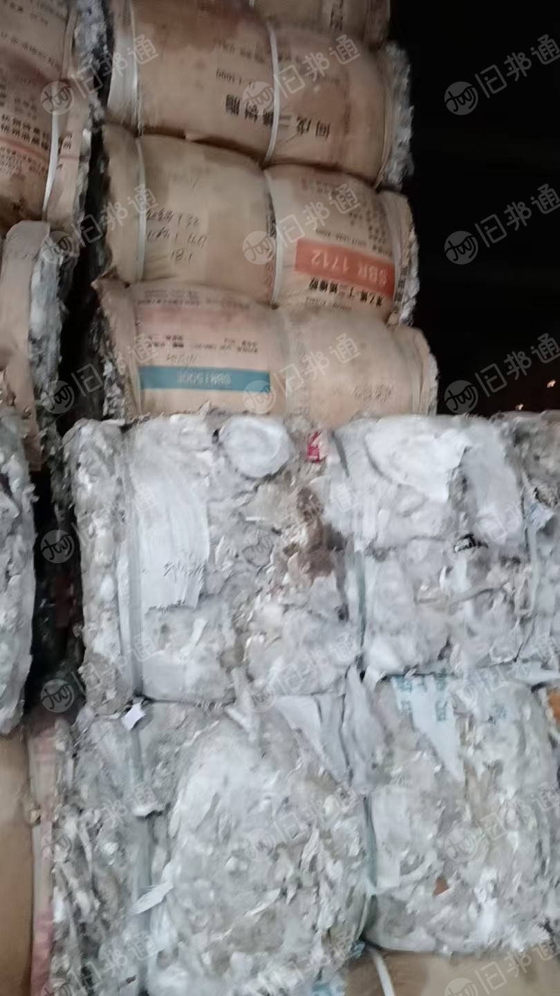 长期出售各类燃烧料，现货够车