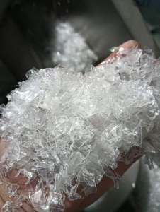 长期出售pet载带破碎料，可以拉片，月供50吨