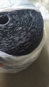 出售4.5支雪尼尔库存纱线，雪尼尔纱线