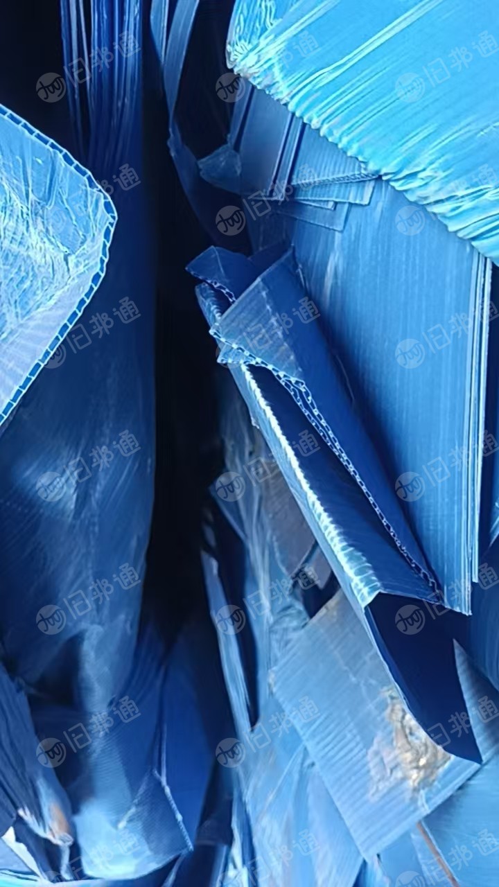 出售蓝色空心板毛料，现货16吨