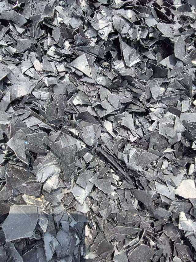 出售再生全漂pe保温皮子破碎料