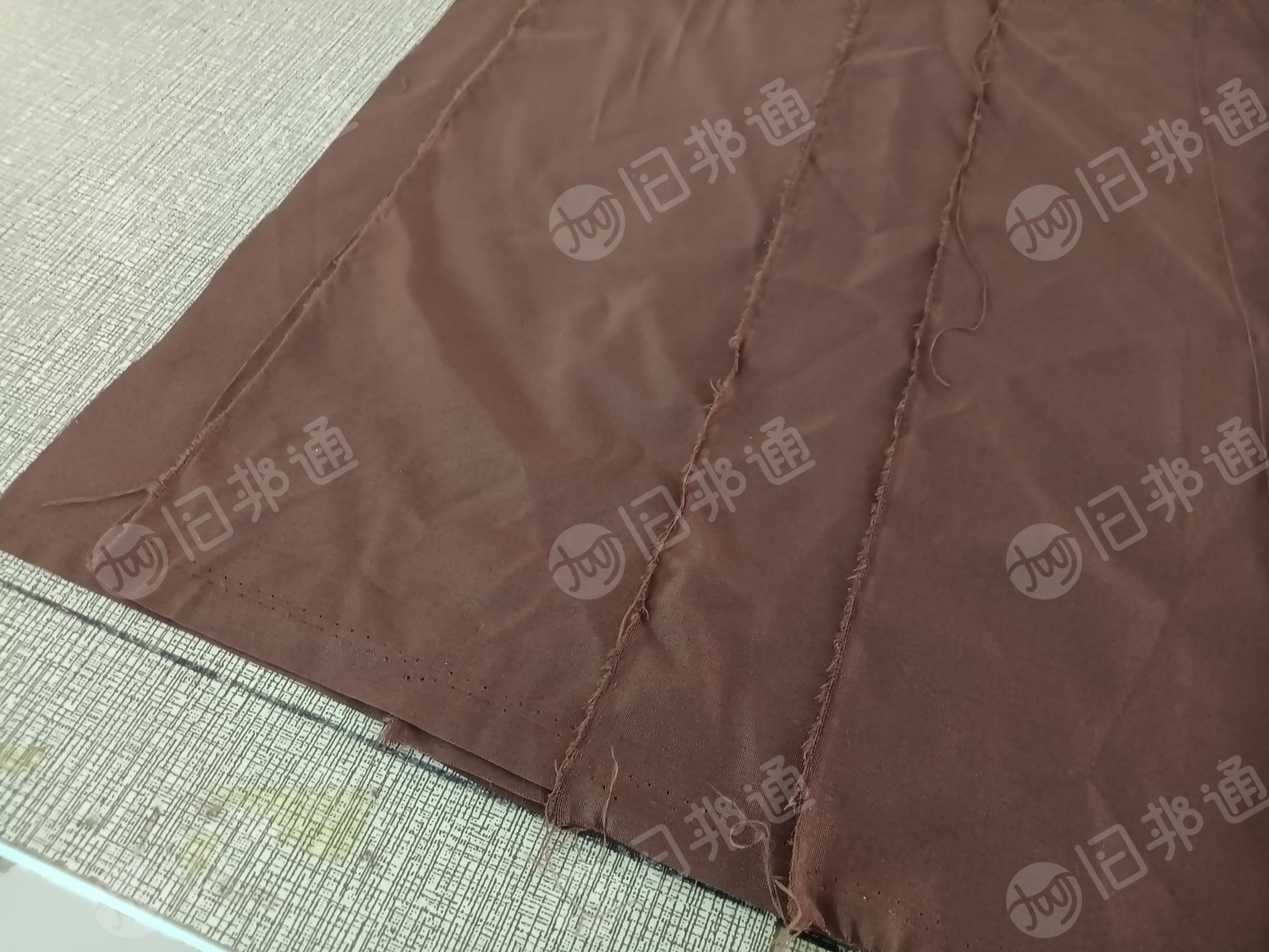 长期出售涤纶废布，涤纶磨毛布废布，大块布，货在山东临沂