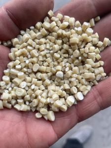 出售高压复尼龙颗粒，PE/PA复合颗粒，白色花料都有