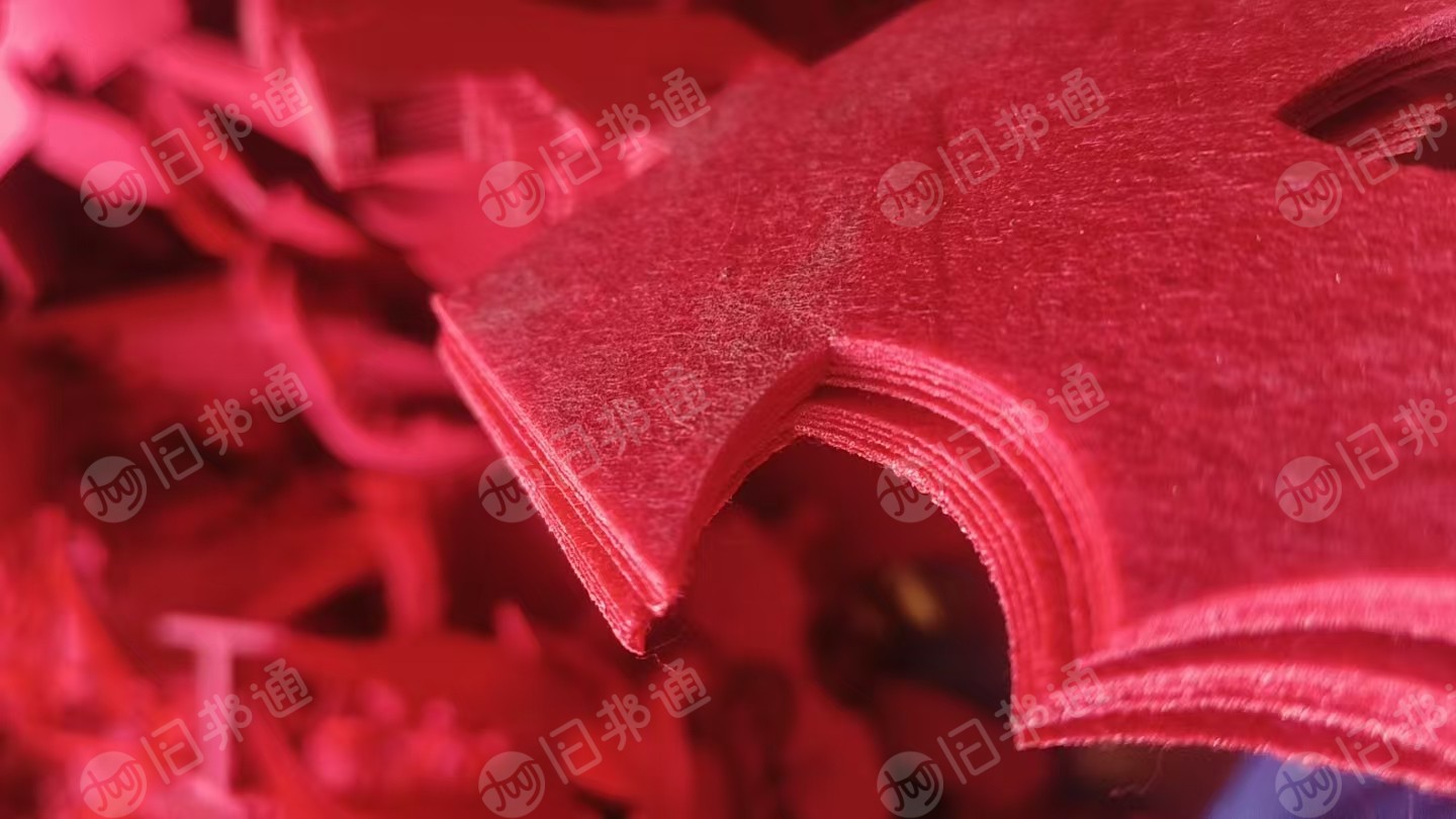 长期出售做对联用的无纺布边角料，无纺布，大部分都是红色的，年供3000吨，在河北石家庄