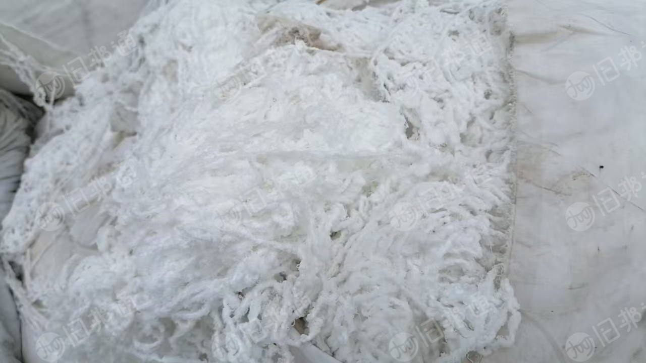 长期出售涤纶水丝，涤纶废丝，现货10吨左右，在湖北黄冈