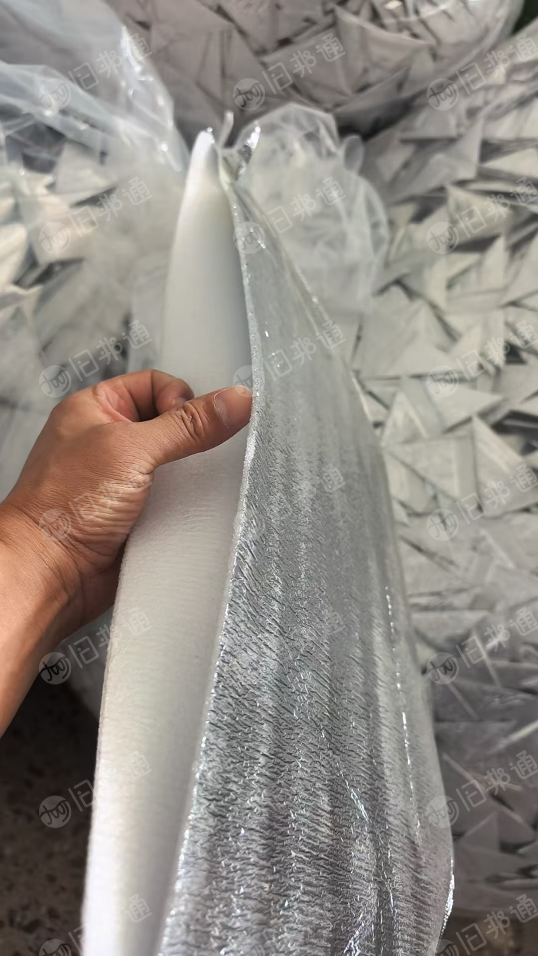 长期出售珍珠棉镀铝的保温袋边角料，一个月有个一千袋
